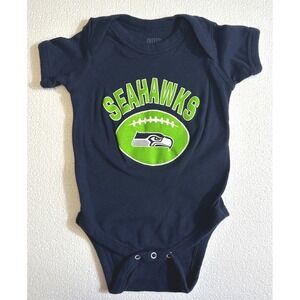 Outer‎ 0-3M Seattle Seahawks Navy Blue Football Onesie Baby Bodysuit NFL